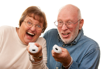 Seniors%20playing%20wii.jpg