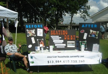 Joe showing off our display at MomFest '08