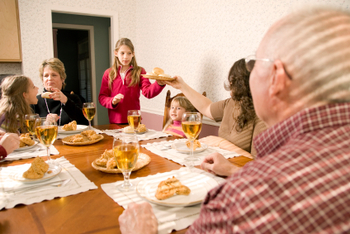 family_dinner_with_grandpa
