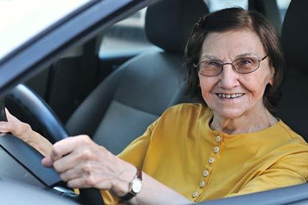 senior-driving