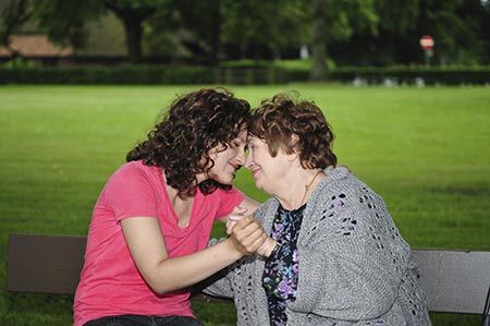 mom-and-daughter